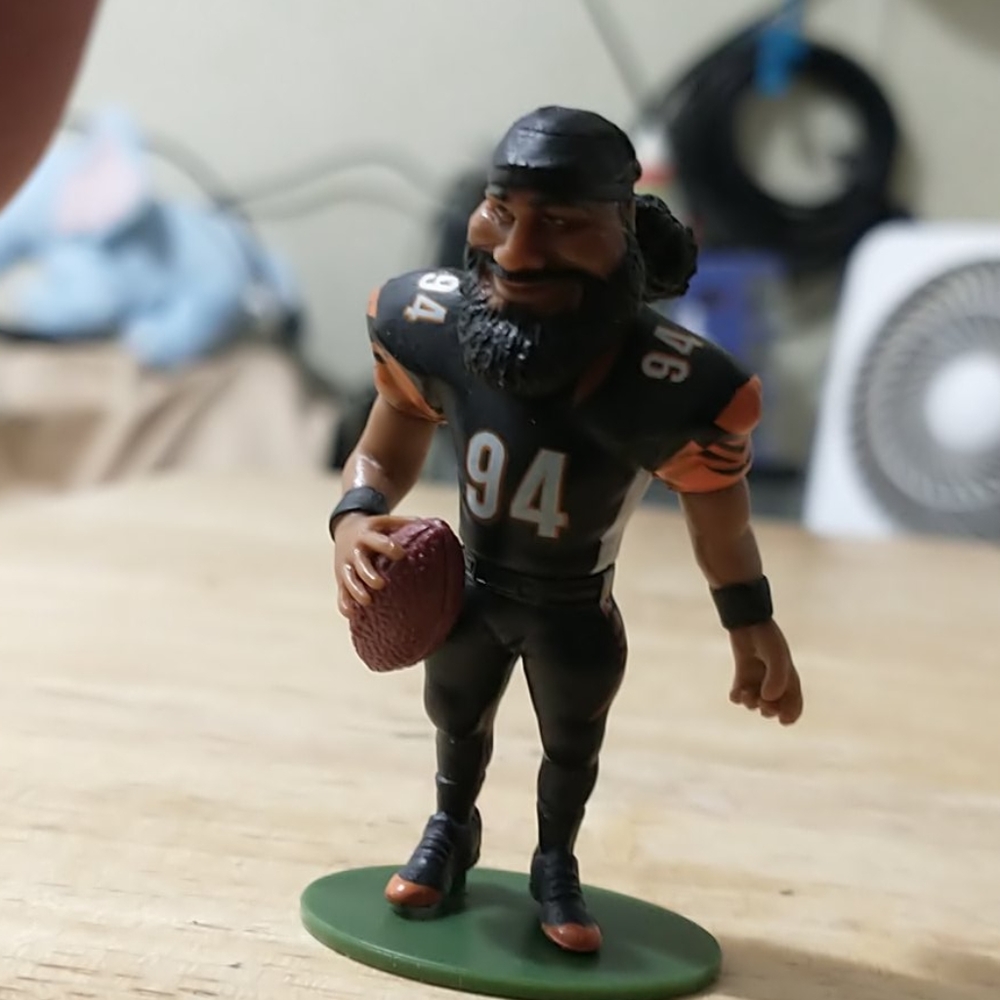NFL small pros posable collectable figure